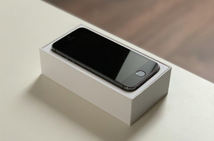 Smartphone exports fuelling rigid box manufacturing boom
