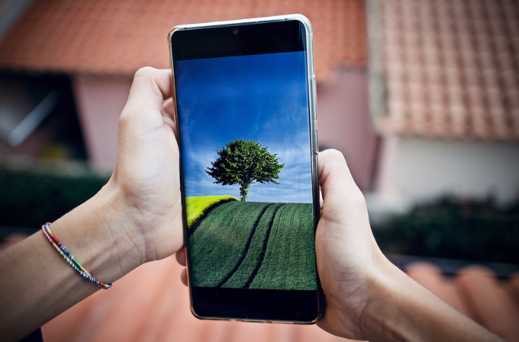Smartphone boom is good for rigid box manufacturing